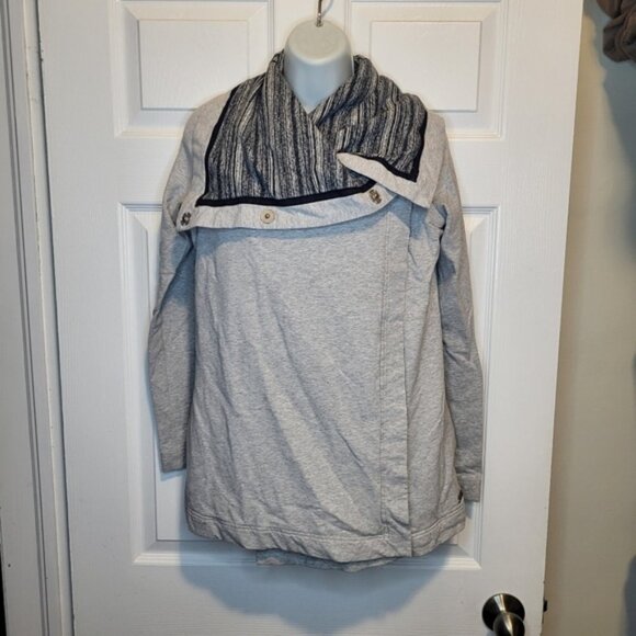 Lululemon Coal Strata Stripe Savasana Wrap Sweater - Picture 2 of 6